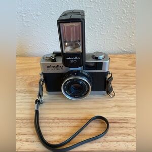 Minolta Hi-Matic G 35mm Compact Film Camera Rokkor 1:2.8 38mm w/flash